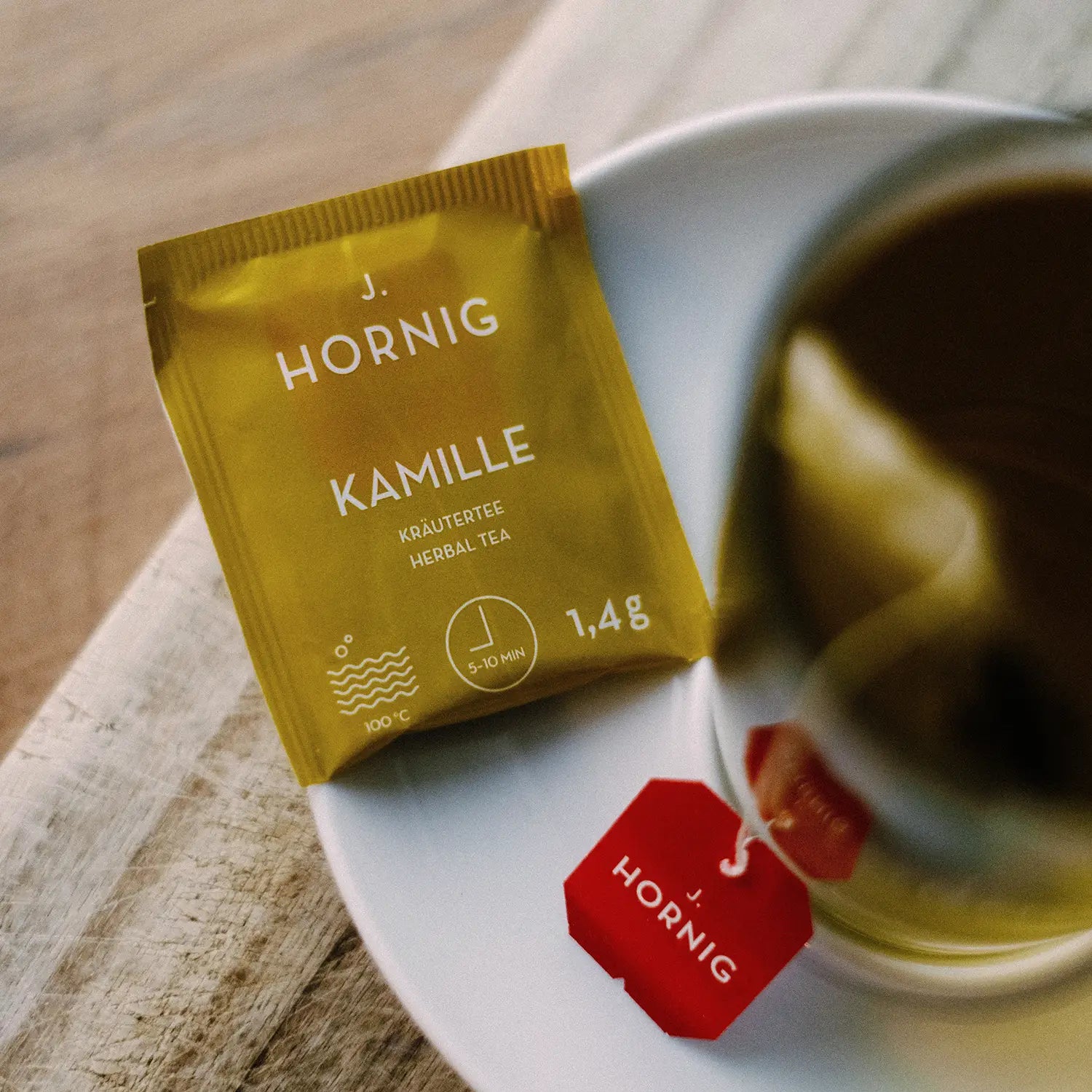 j-hornig-kamille-tee-4x-25-doppelkammerbeutel-vorratspackung image 3