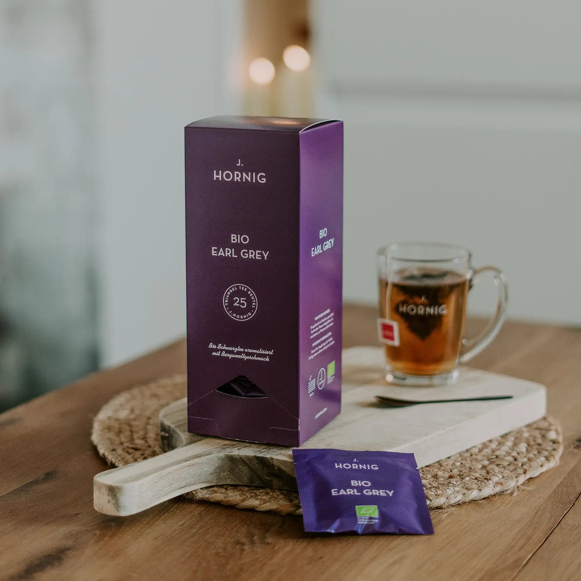 j-hornig-bio-earl-grey-tee-25-bio-pyramidenbeutel image 2