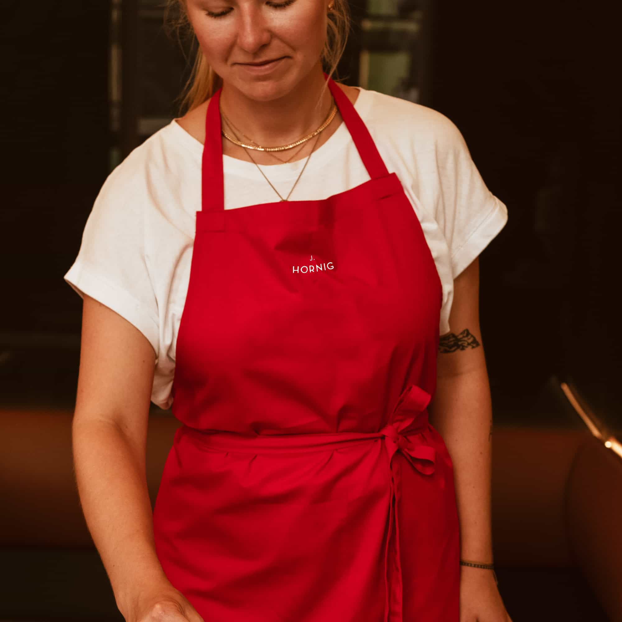 j-hornig-barista-sch-rze-rot-sch-rze-f-r-heim-baristas image 2